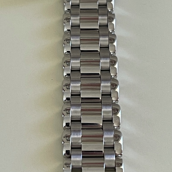 Carl F. Bucherer Alacria Diamond Ladies main image 13
